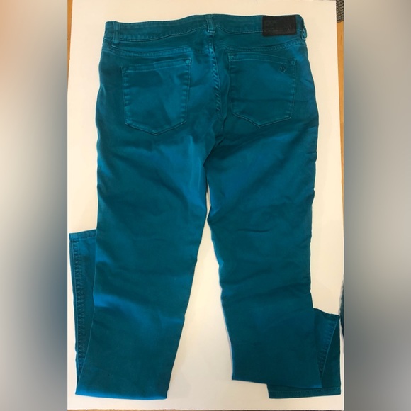 VOLCOM ~ Skinny Fit Low Rise Turquoise Jeans ~ size 7 - Picture 2 of 7